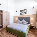 Beim Lois - Dorfblick With Sauna Access By Alpenluxus Collection *